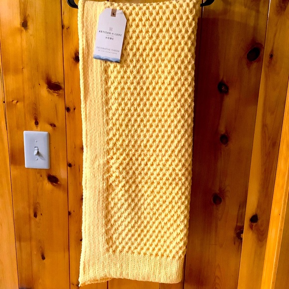 ARTISAN DE LUXE Yellow Chunky Chenille Throw - Picture 1 of 2